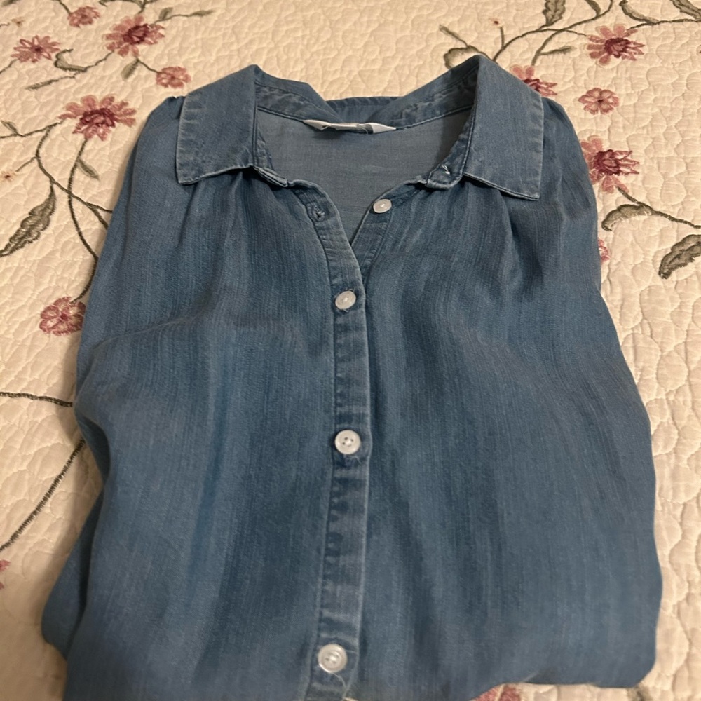 Time and Tru Blue Button-Up Jean Shirt Sz M Excellent Pre-owned Condition